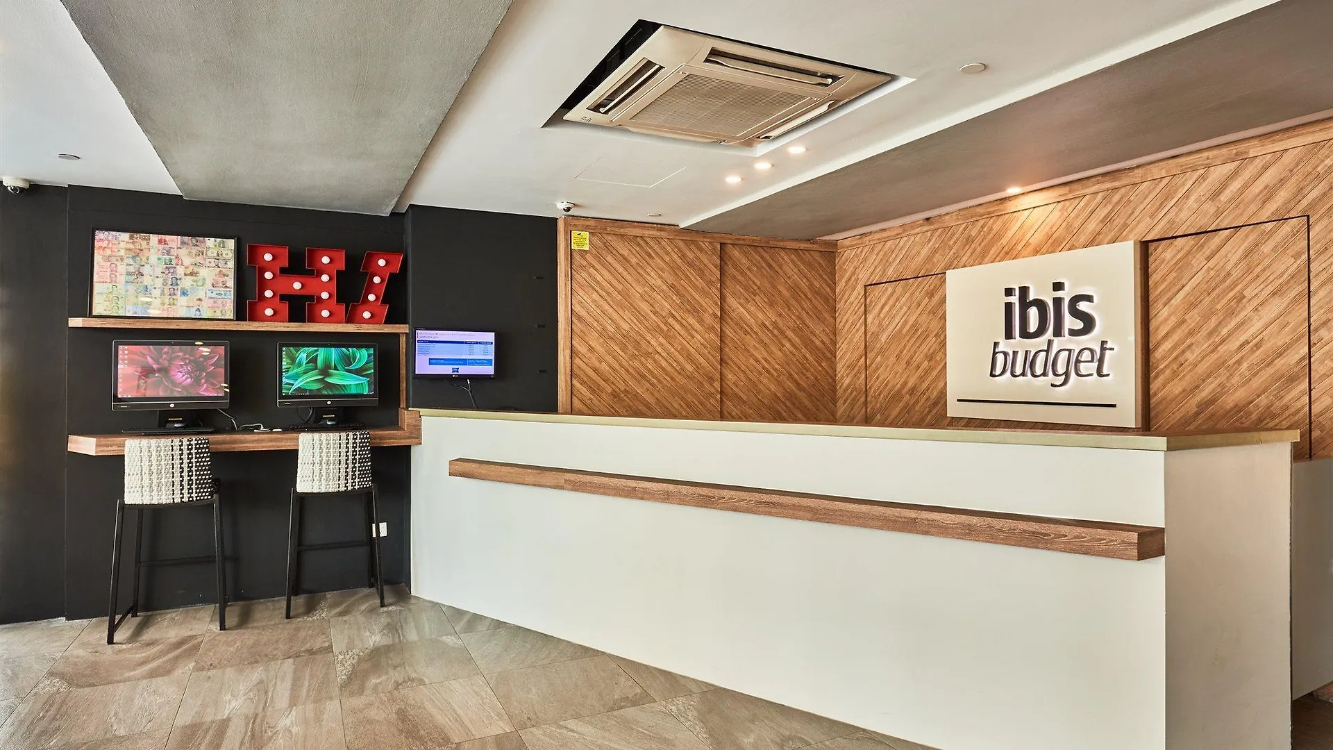 Hotel Ibis Budget Singapore Pearl