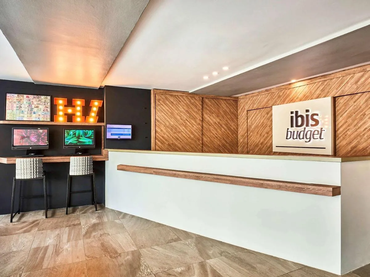 Отель Ibis Budget Singapore Pearl Сингапур