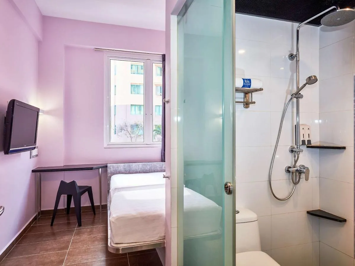 Отель Ibis Budget Singapore Pearl