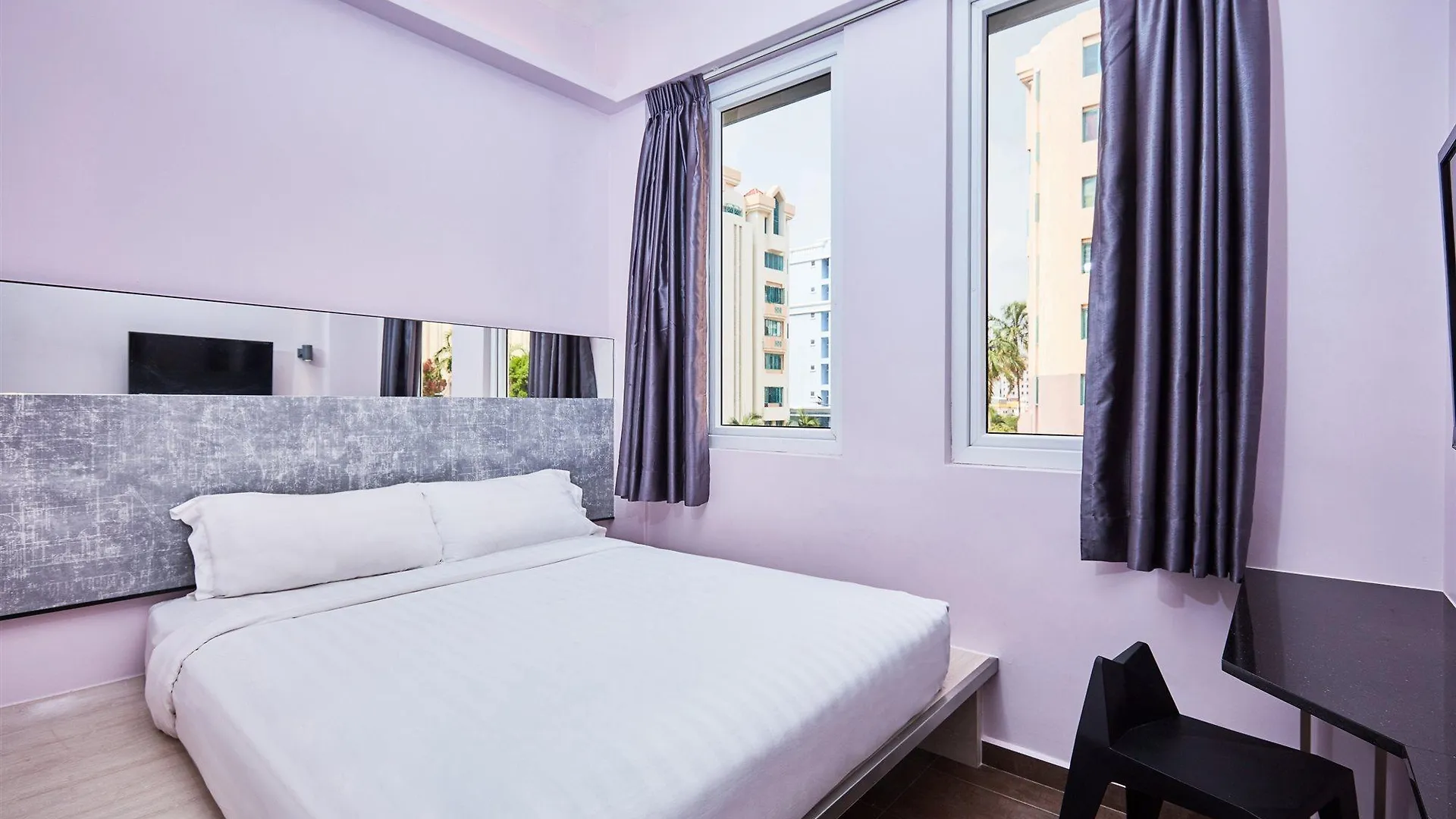 Отель Ibis Budget Singapore Pearl